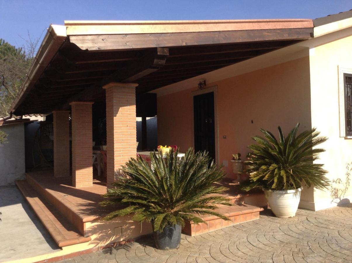Villa Paradise Resort Gallicano nel Lazio Exterior photo